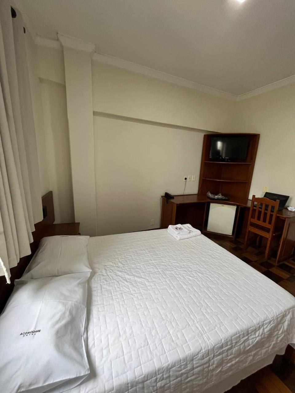 Acomodare Hotel- Sob Nova Direcao Tubarao Bagian luar foto