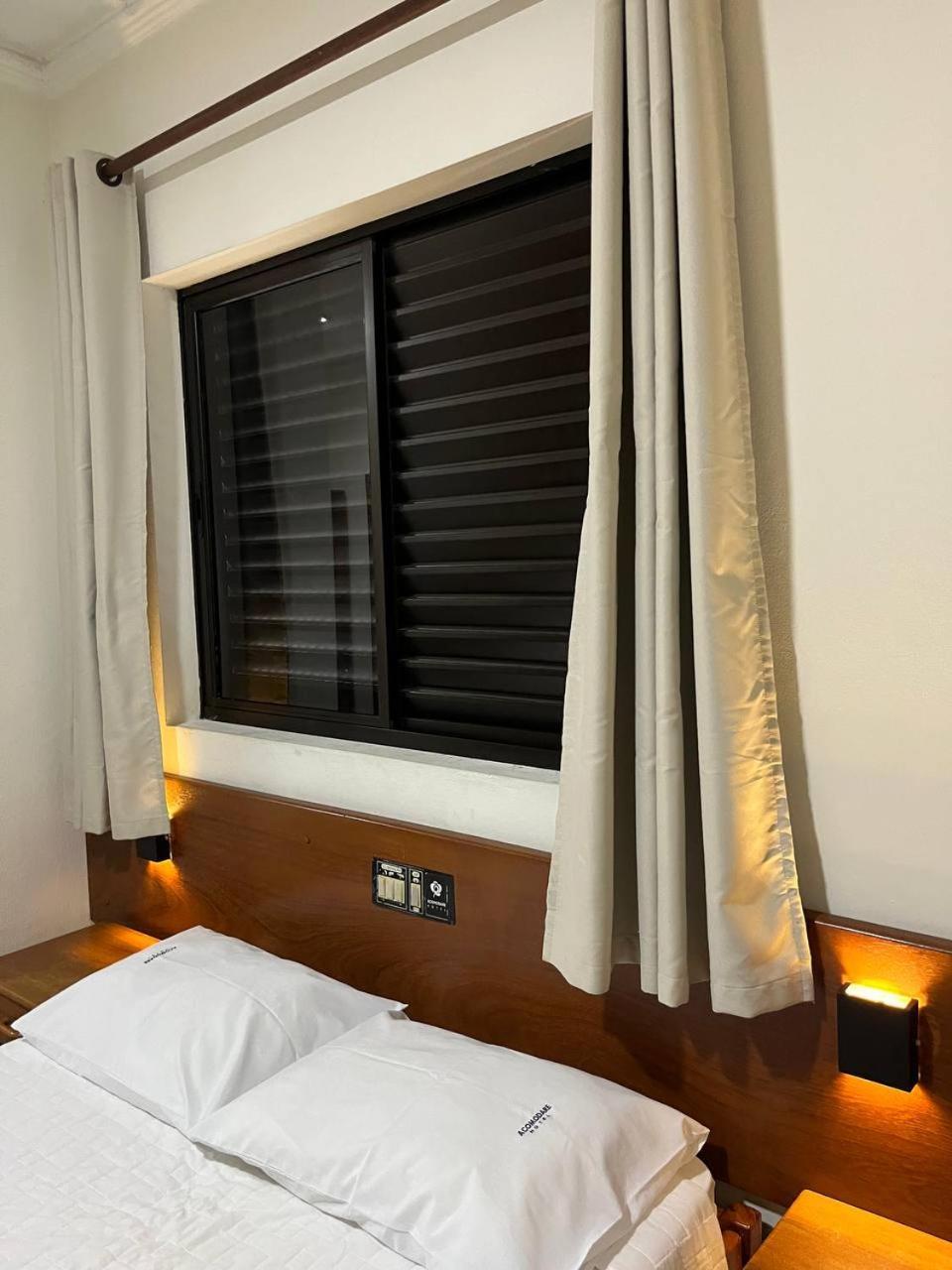 Acomodare Hotel- Sob Nova Direcao Tubarao Bagian luar foto