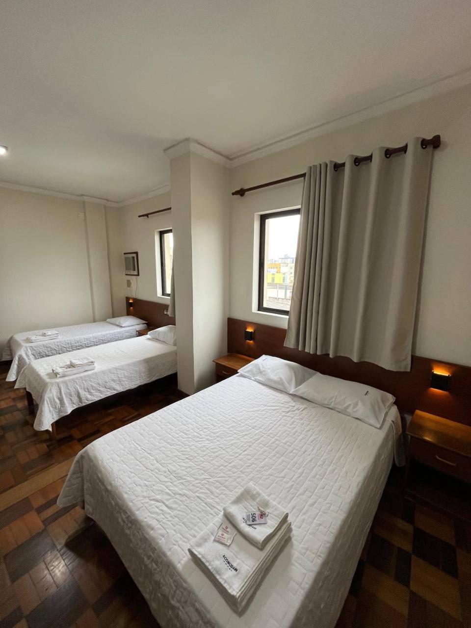 Acomodare Hotel- Sob Nova Direcao Tubarao Bagian luar foto
